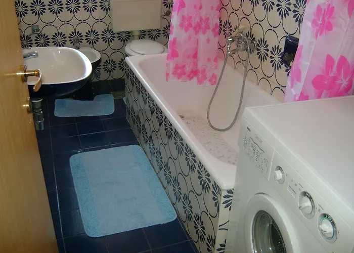 For Holidays In * Pula